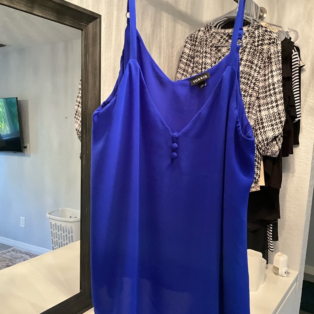 Torrid blue sleeveless cami